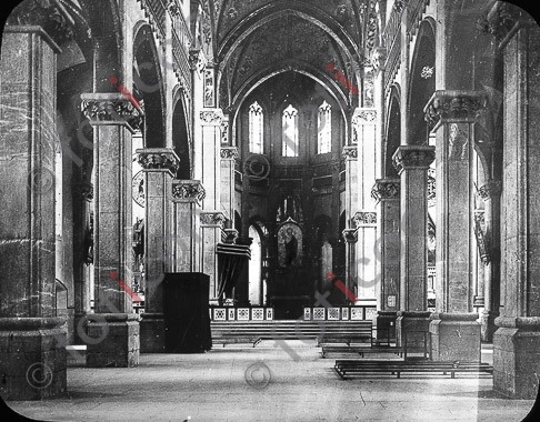 Inneres der Kathedrale vom Heiligen Herzen; Interior of the Sacred Heart Cathedral (simon-173a-070-sw.jpg)